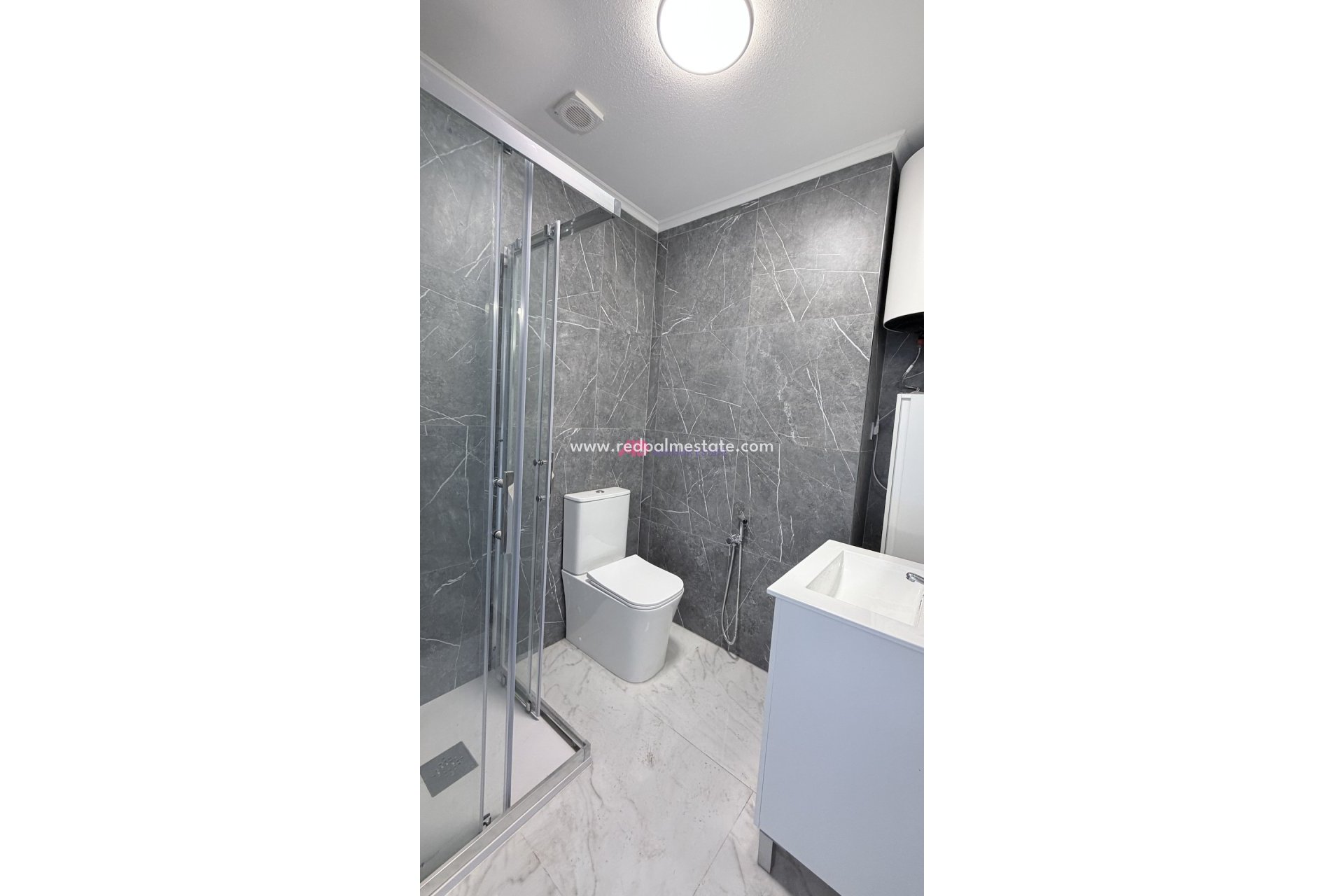 Revente - Appartement -
Torrevieja