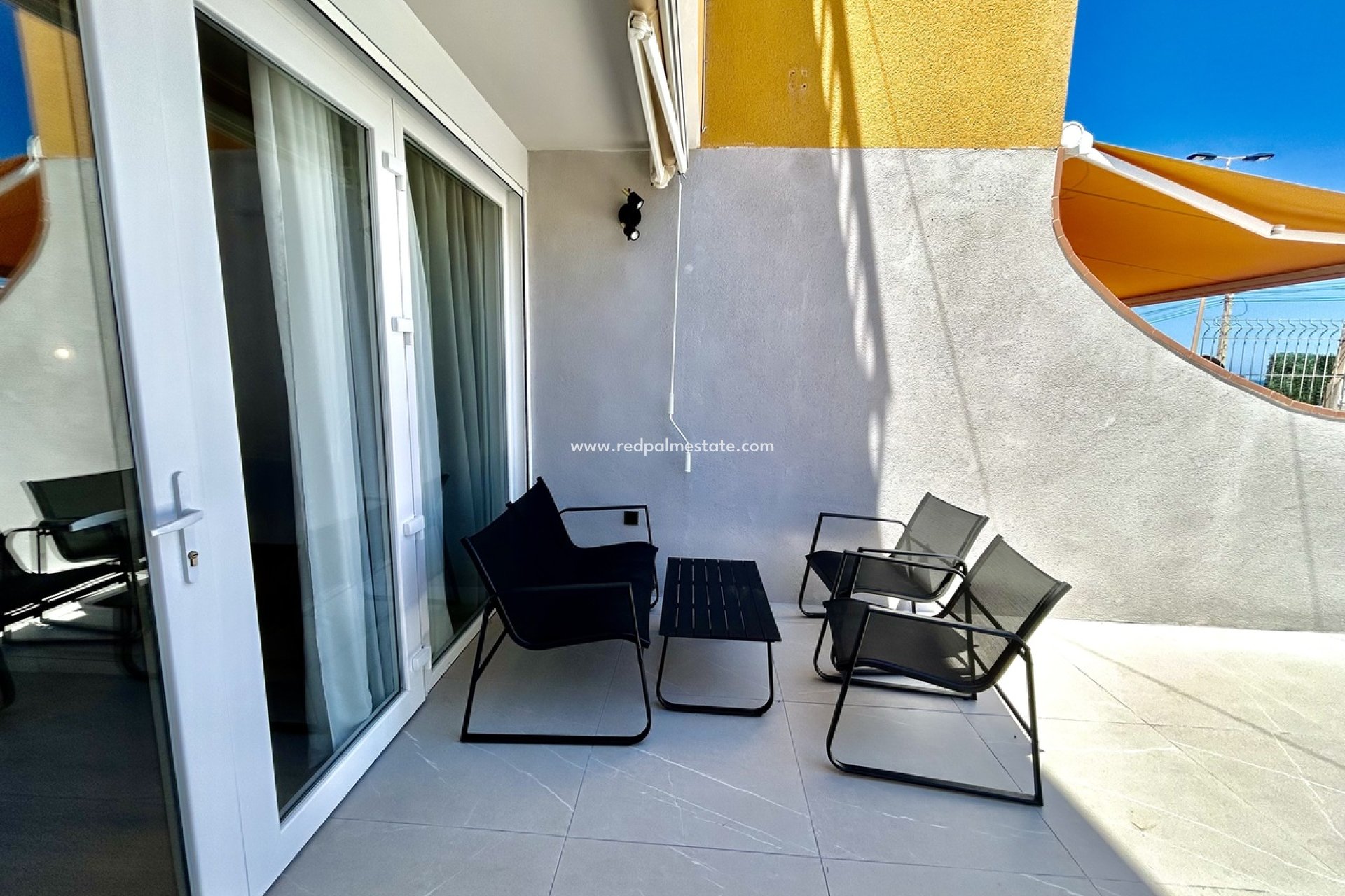 Revente - Appartement -
Torrevieja