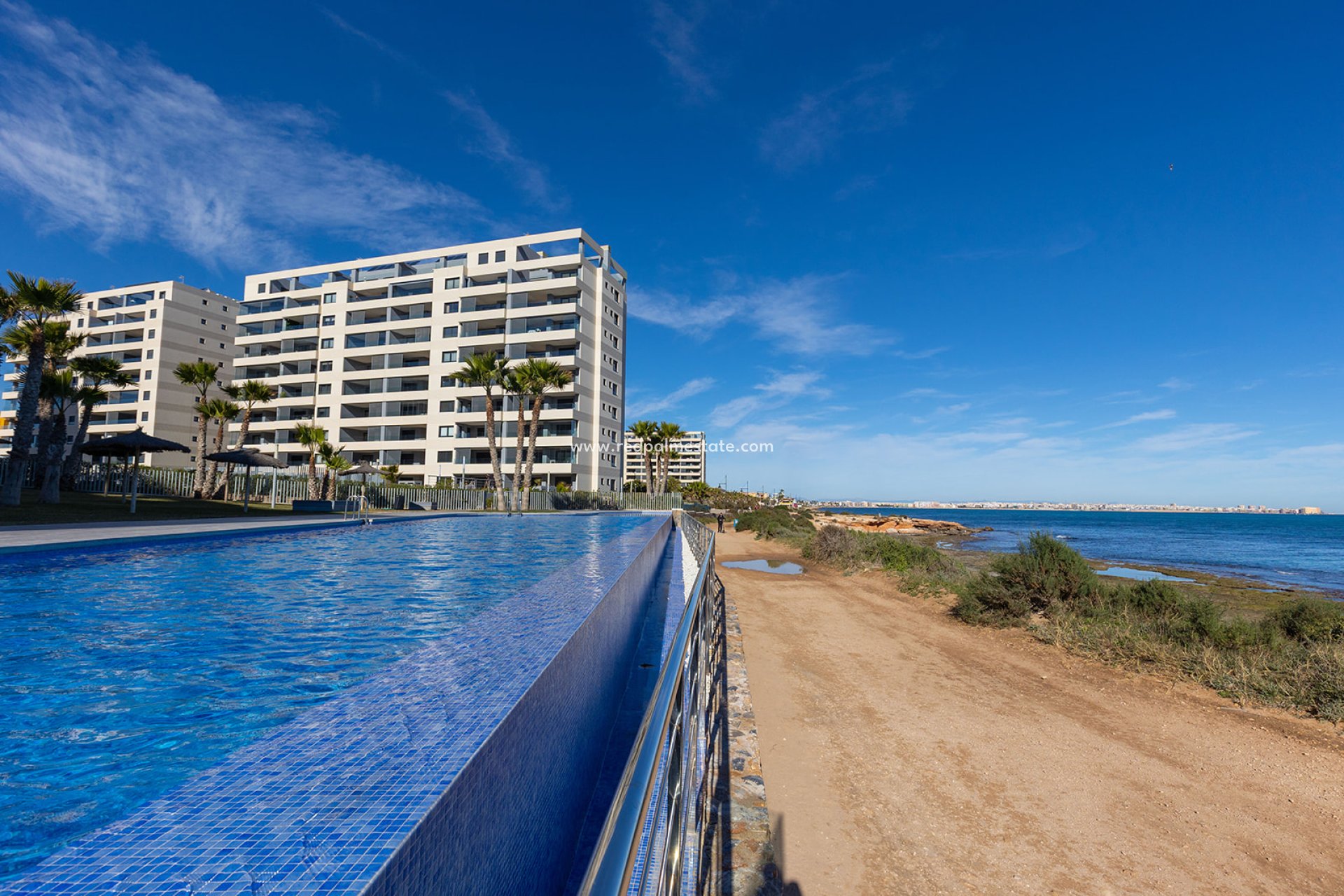 Revente - Appartement -
Torrevieja