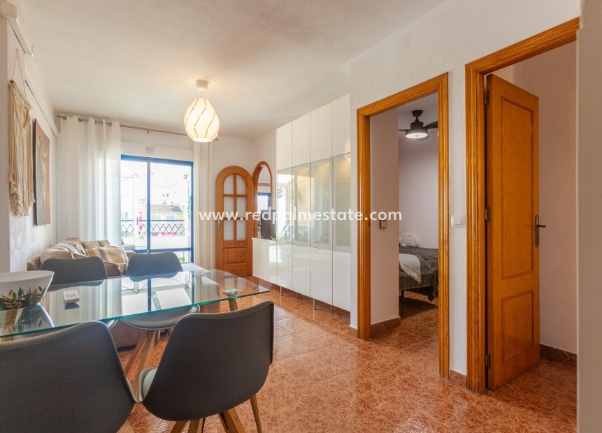 Revente - Appartement -
Torrevieja