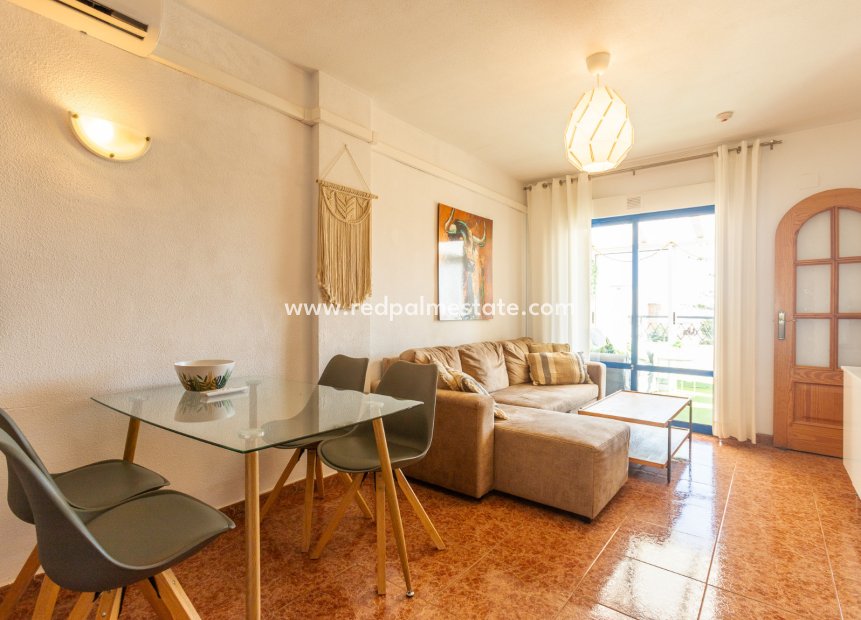 Revente - Appartement -
Torrevieja