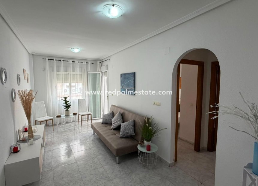 Revente - Appartement -
Torrevieja