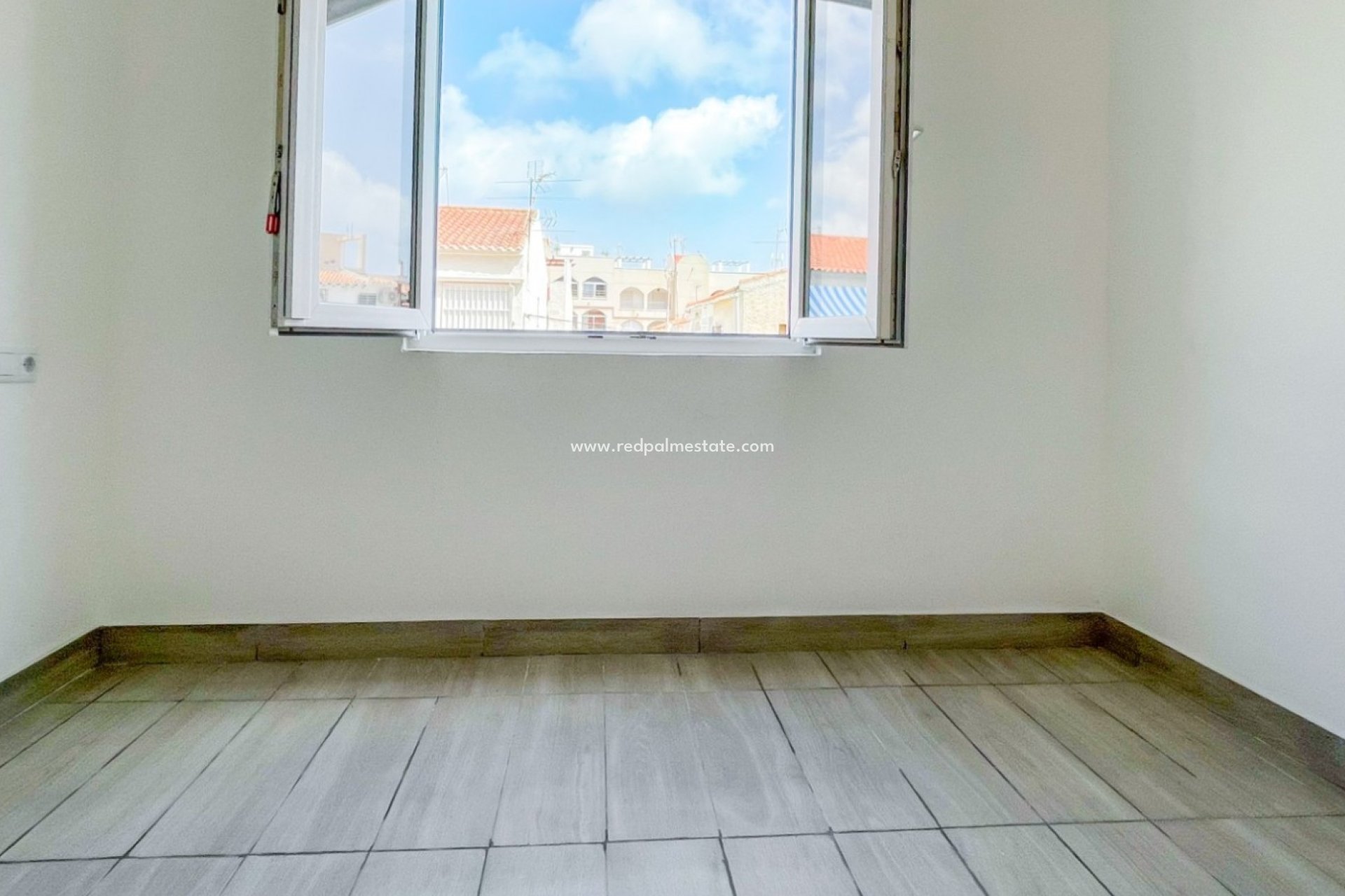 Revente - Appartement -
Torrevieja