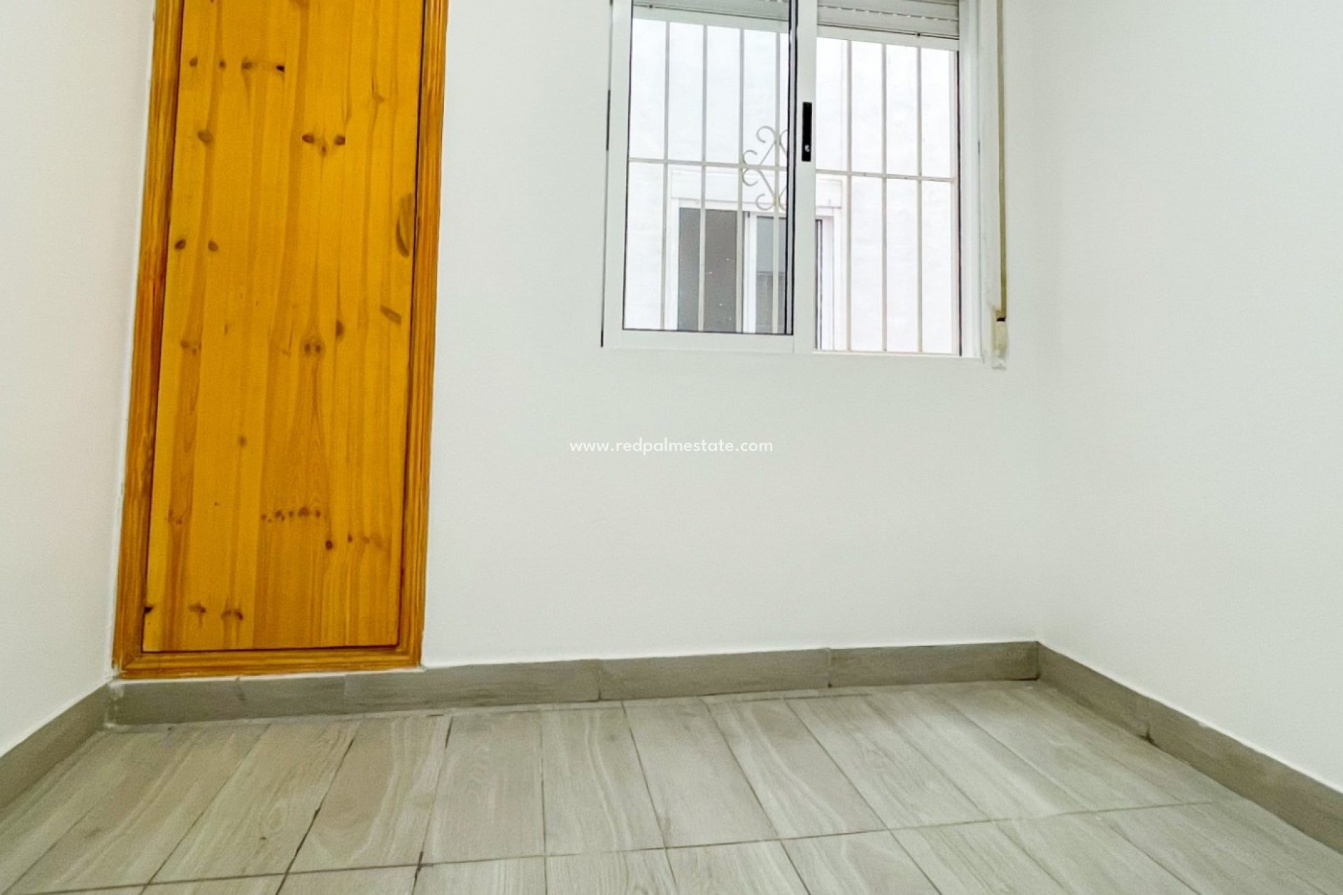 Revente - Appartement -
Torrevieja