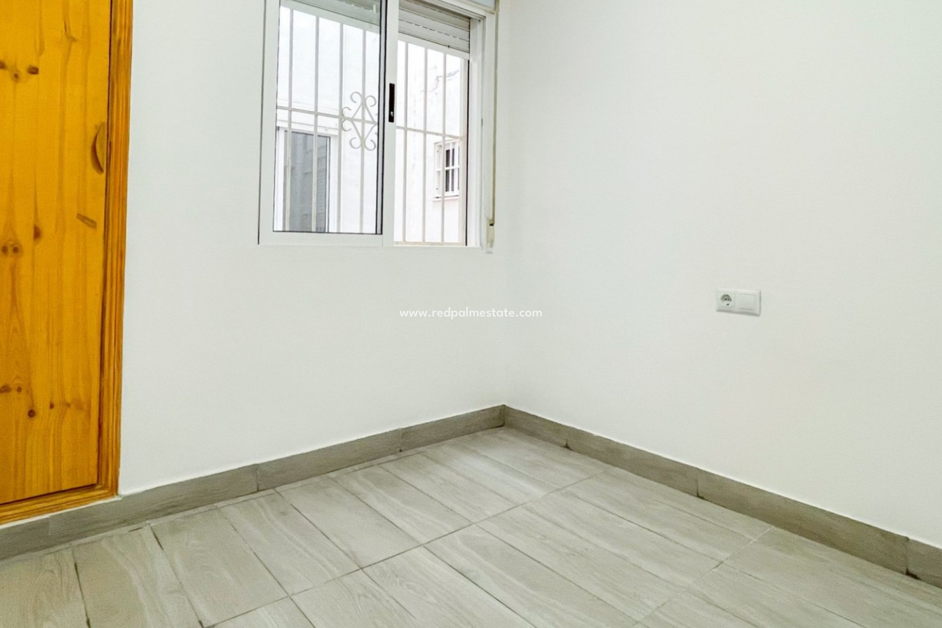 Revente - Appartement -
Torrevieja