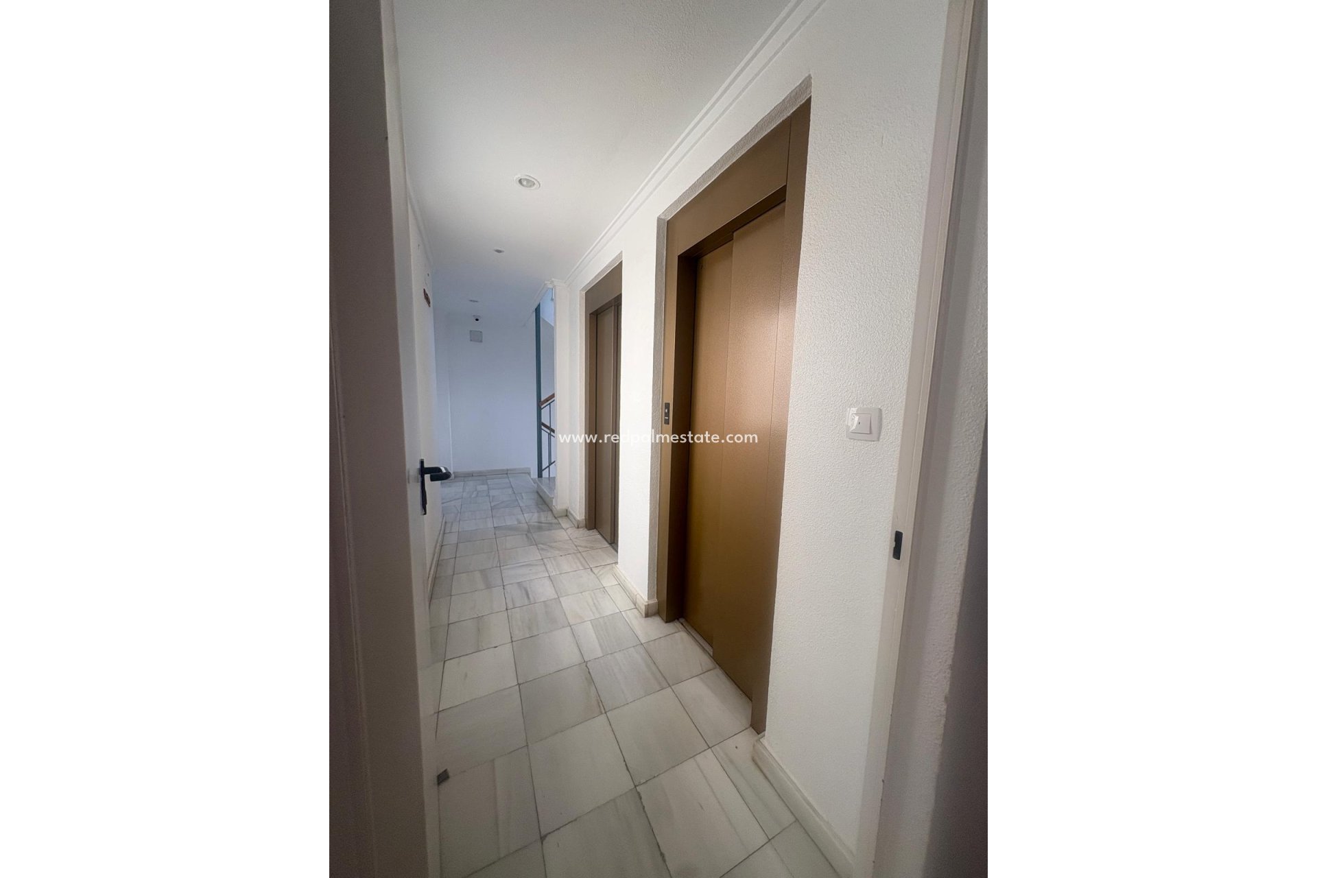 Revente - Appartement -
Torrevieja