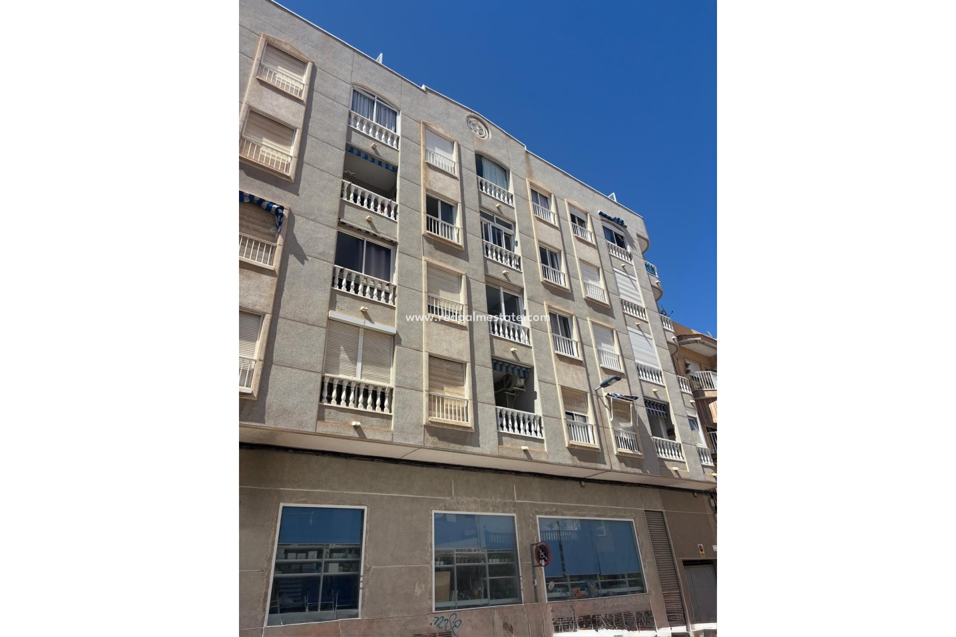 Revente - Appartement -
Torrevieja