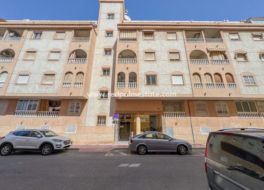 Revente - Appartement -
Torrevieja