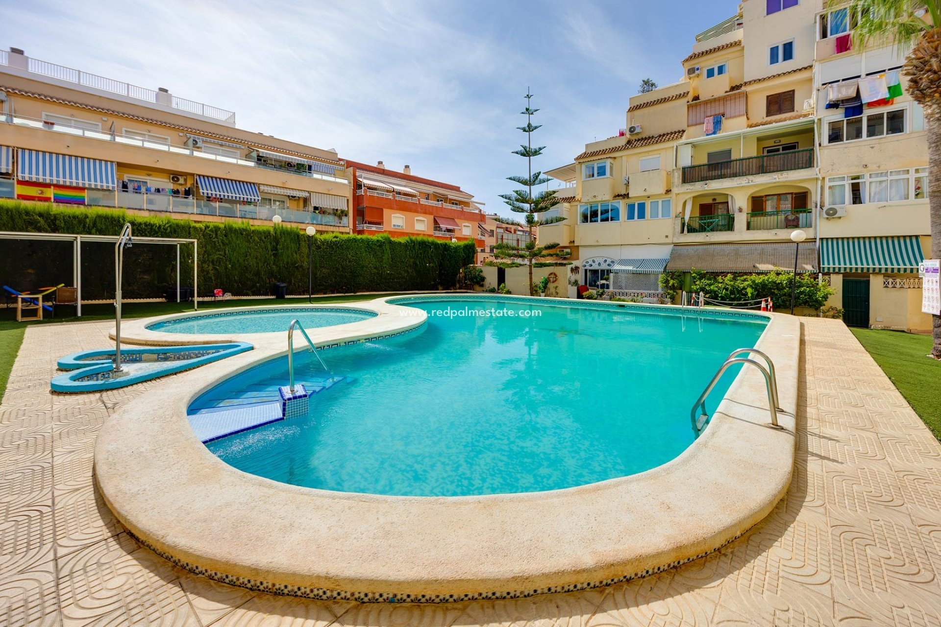 Revente - Appartement -
Torrevieja