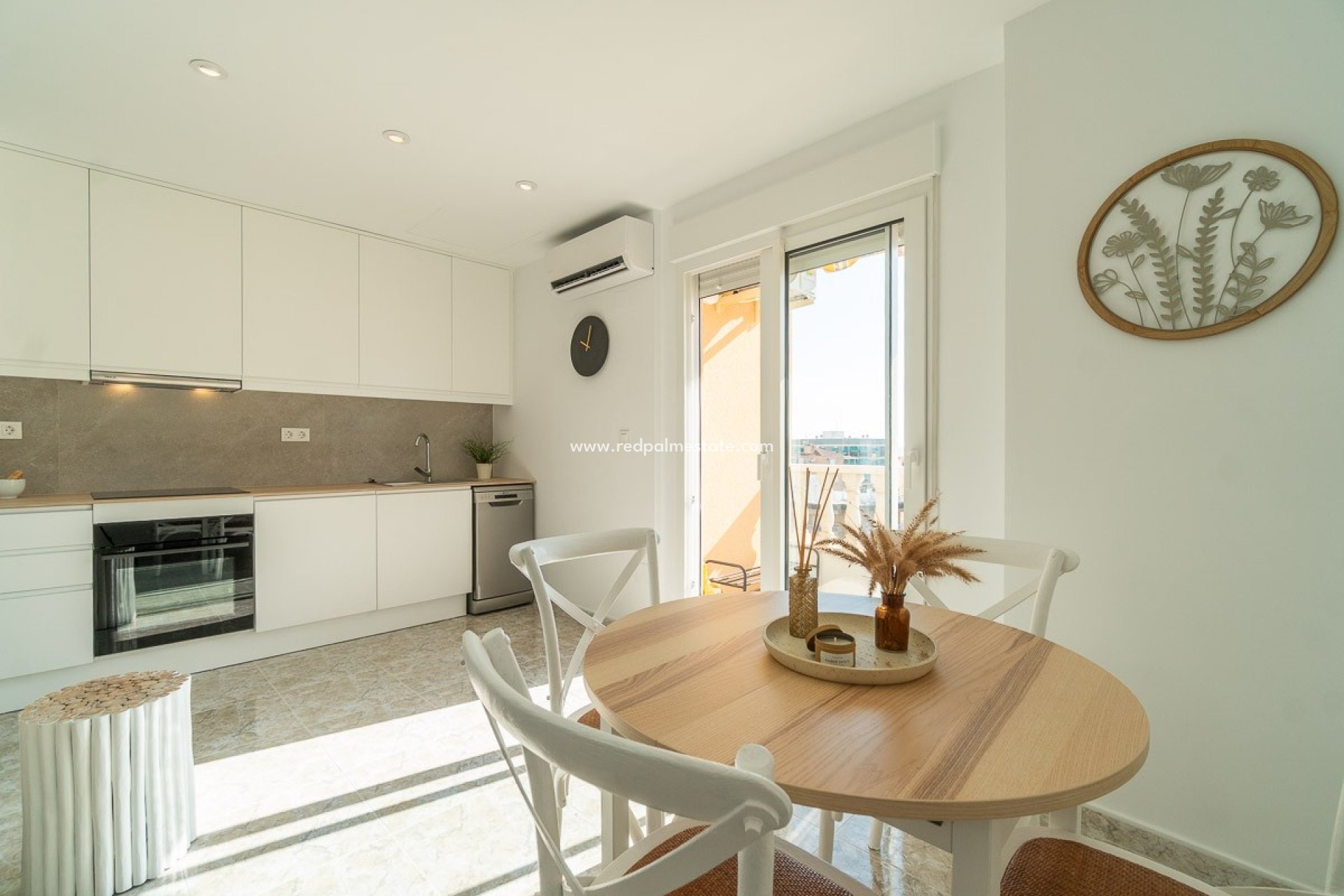 Revente - Appartement -
Torrevieja
