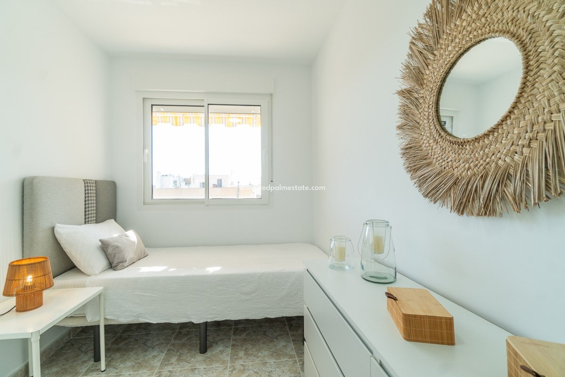 Revente - Appartement -
Torrevieja