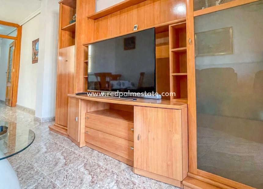 Revente - Appartement -
Torrevieja