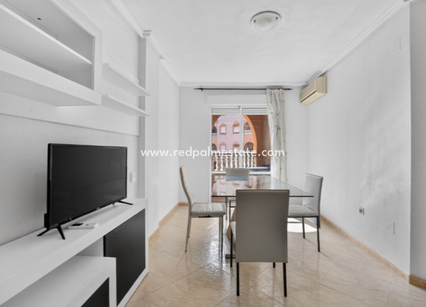 Revente - Appartement -
Torrevieja
