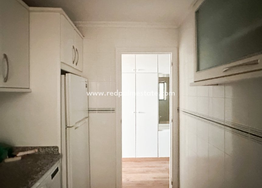 Revente - Appartement -
Torrevieja