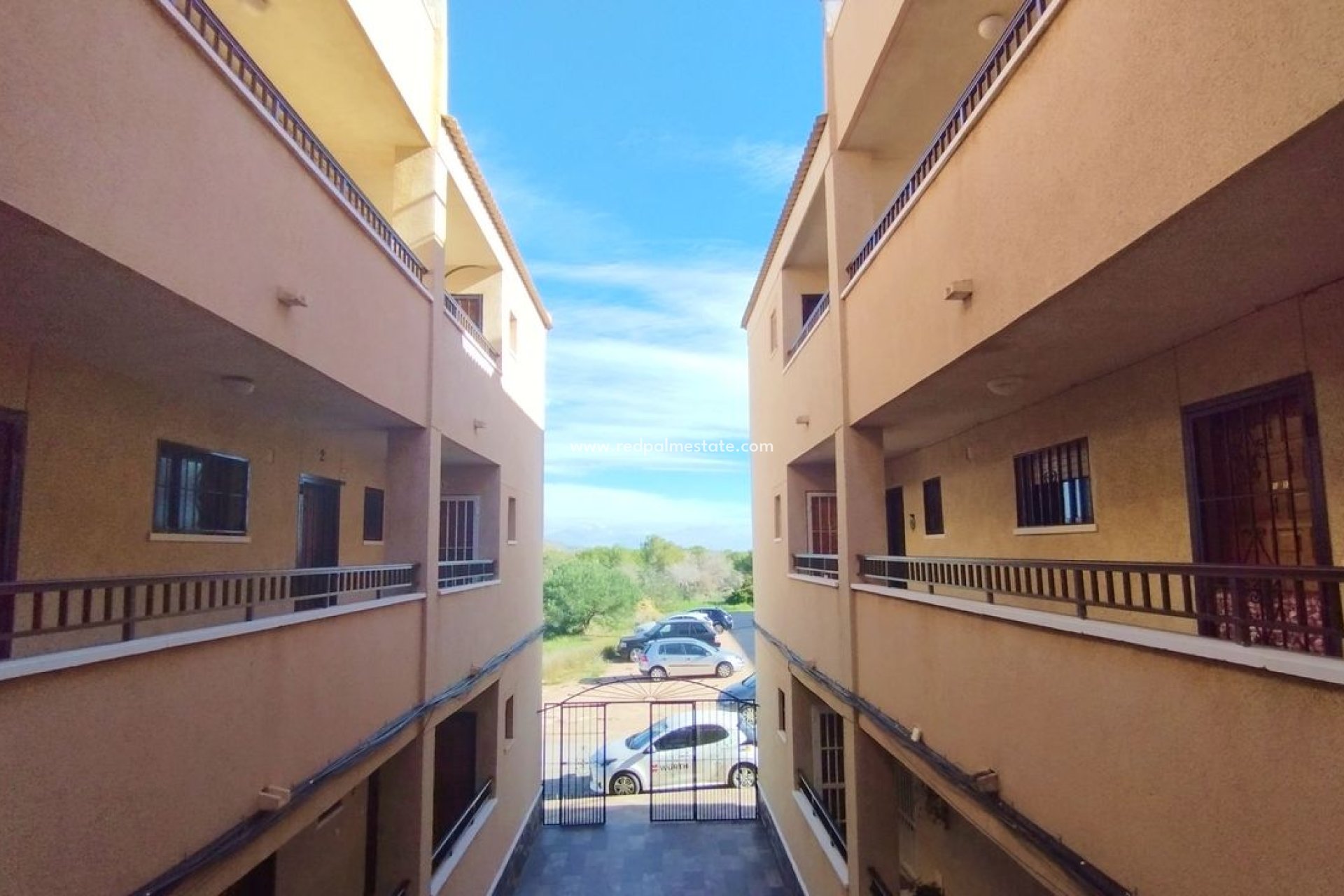Revente - Appartement -
Torrevieja