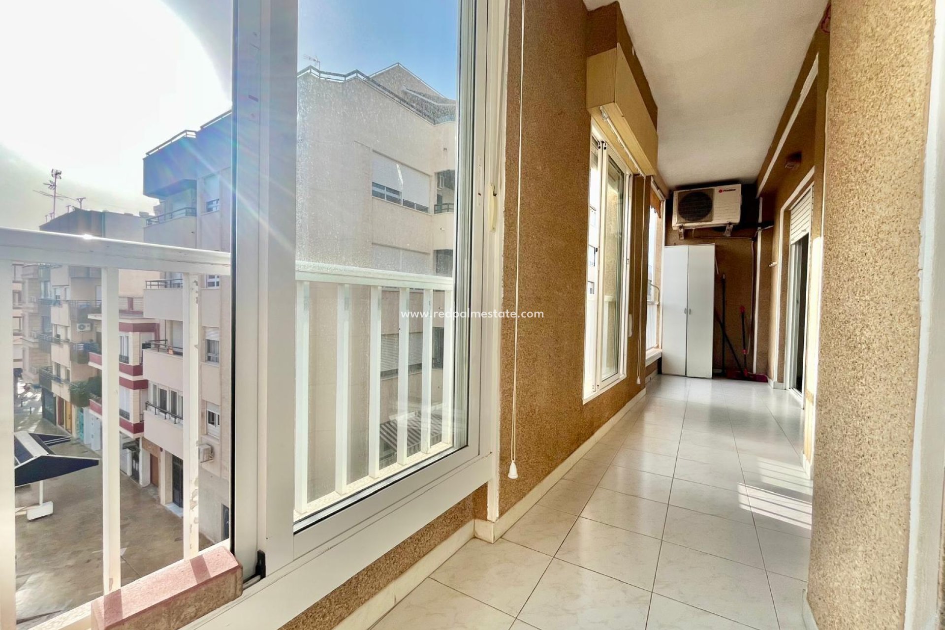Revente - Appartement -
Torrevieja