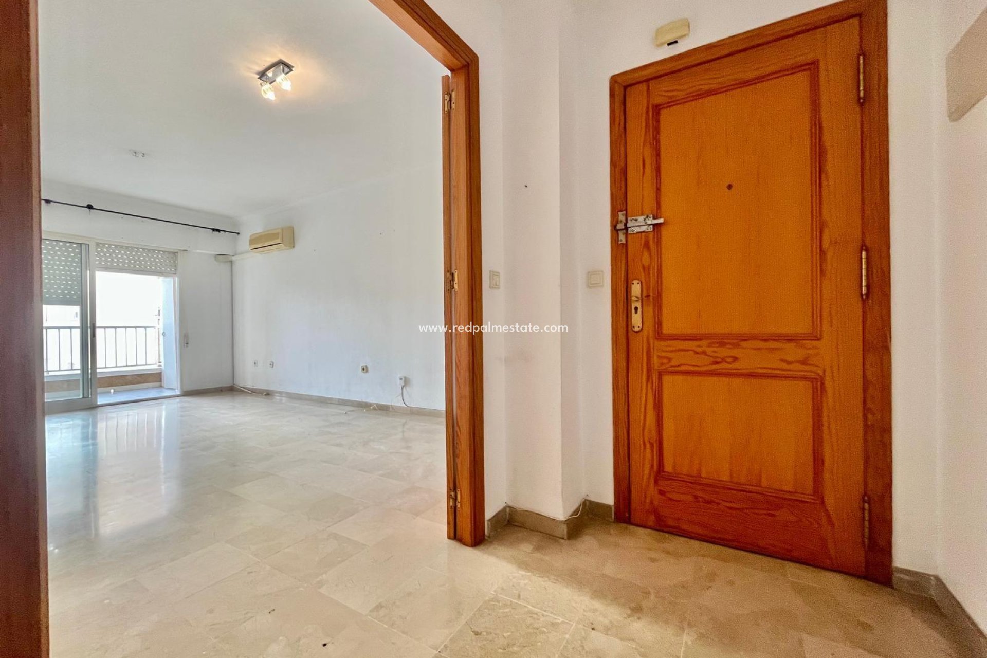 Revente - Appartement -
Torrevieja