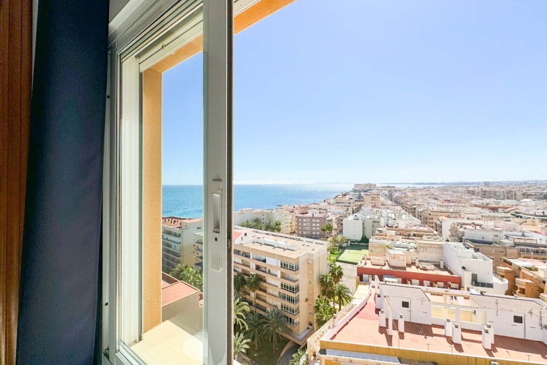 Revente - Appartement -
Torrevieja