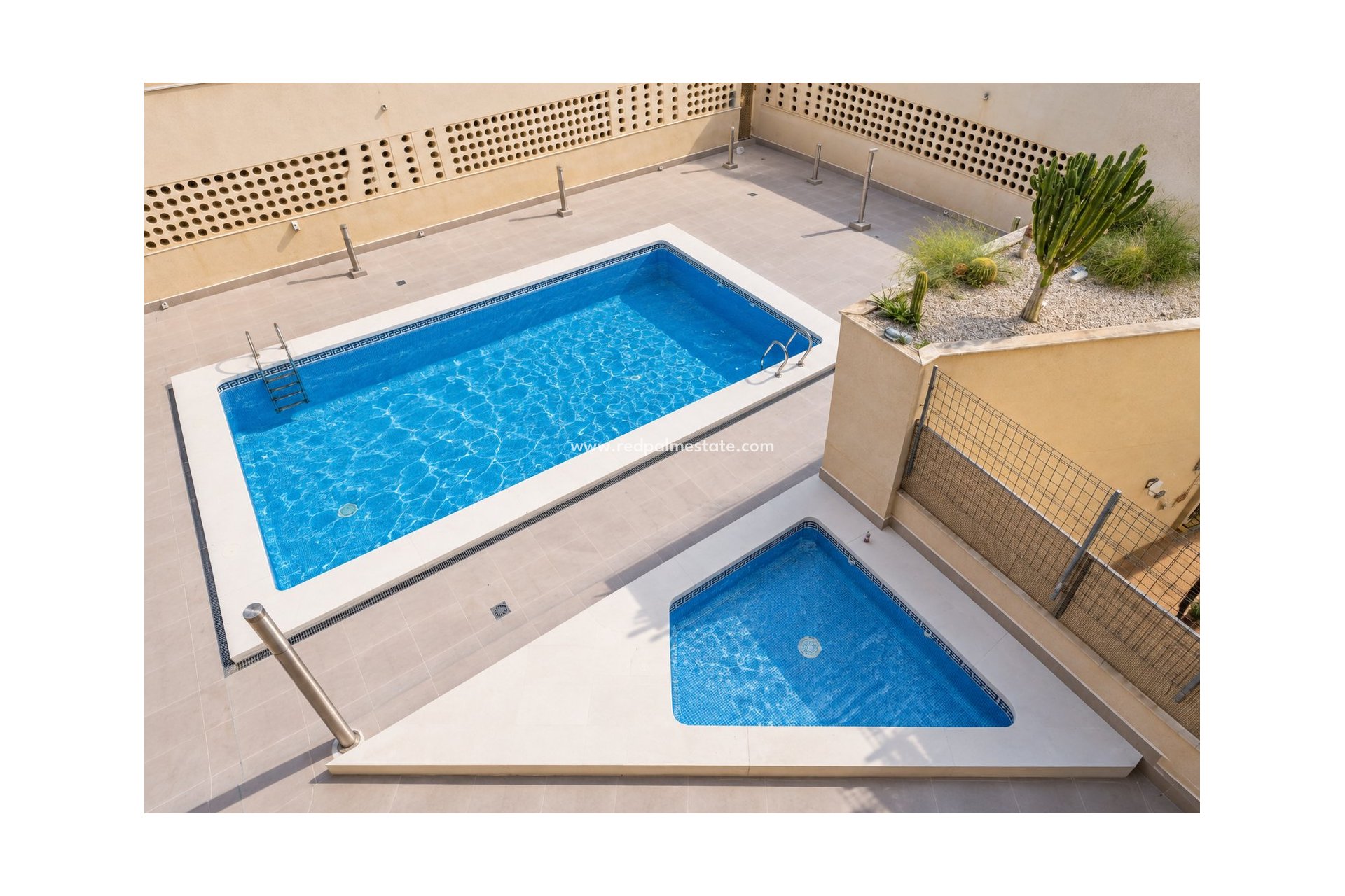 Revente - Appartement -
Torrevieja