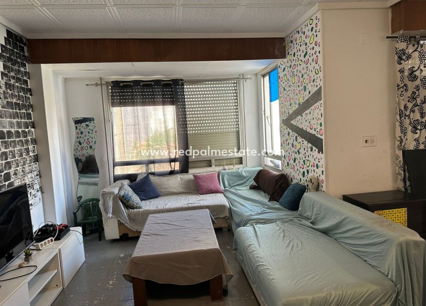 Revente - Appartement -
Torrevieja