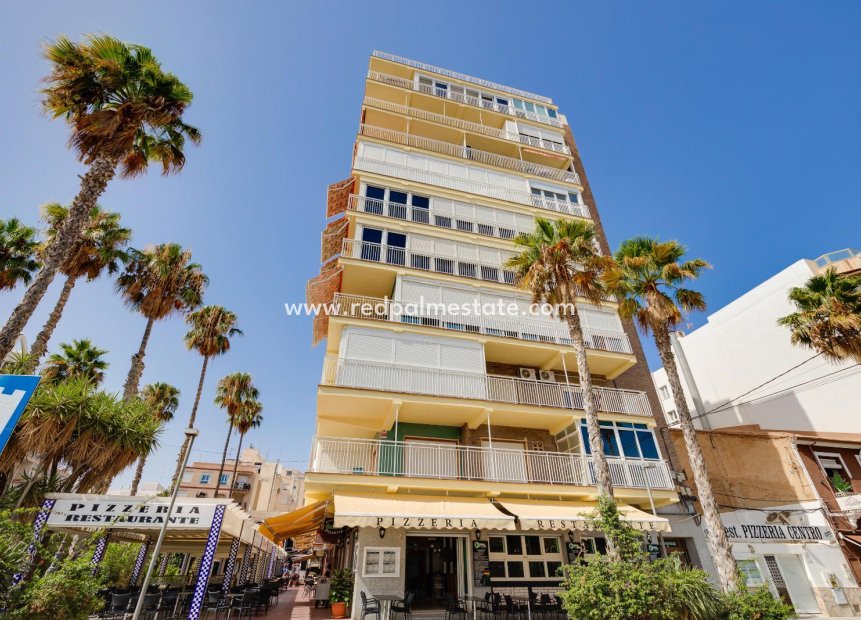 Revente - Appartement -
Torrevieja