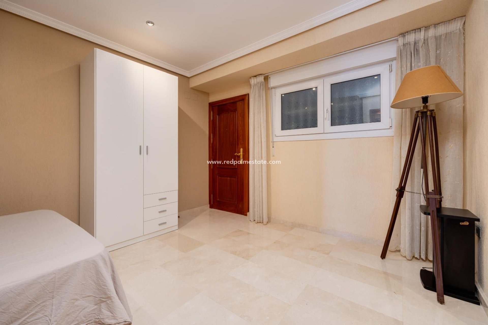 Revente - Appartement -
Torrevieja