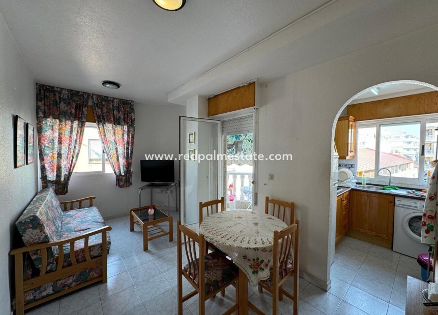 Revente - Appartement -
Torrevieja