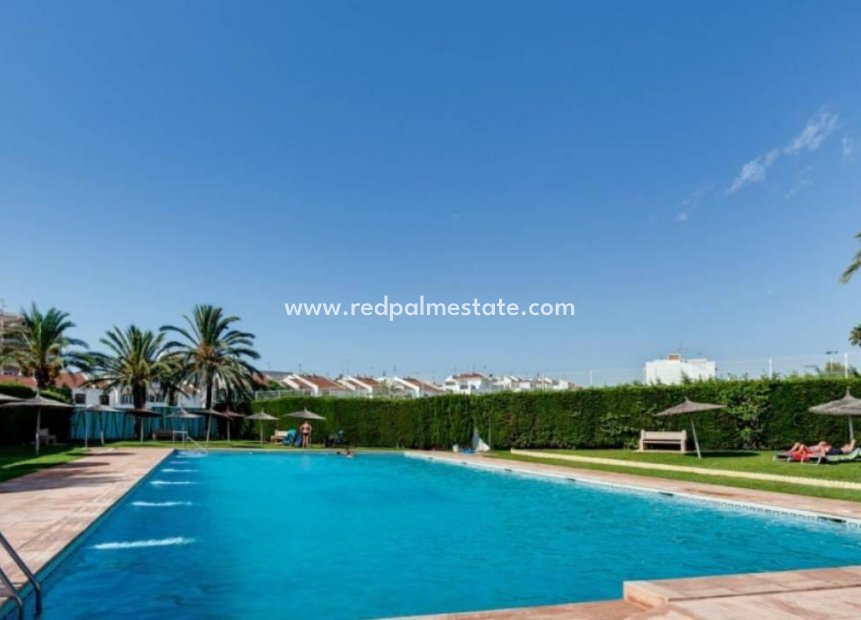 Revente - Appartement -
Torrevieja