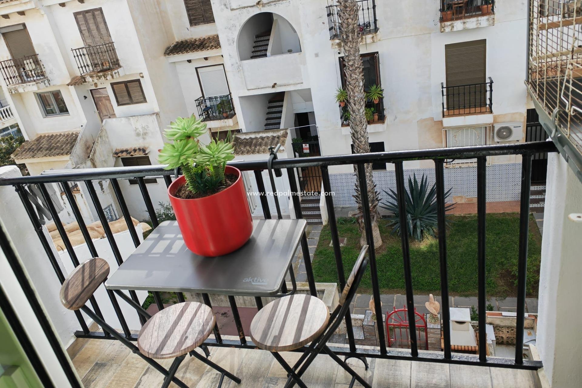 Revente - Appartement -
Torrevieja