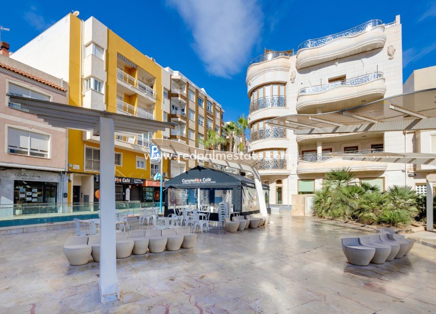 Revente - Appartement -
Torrevieja