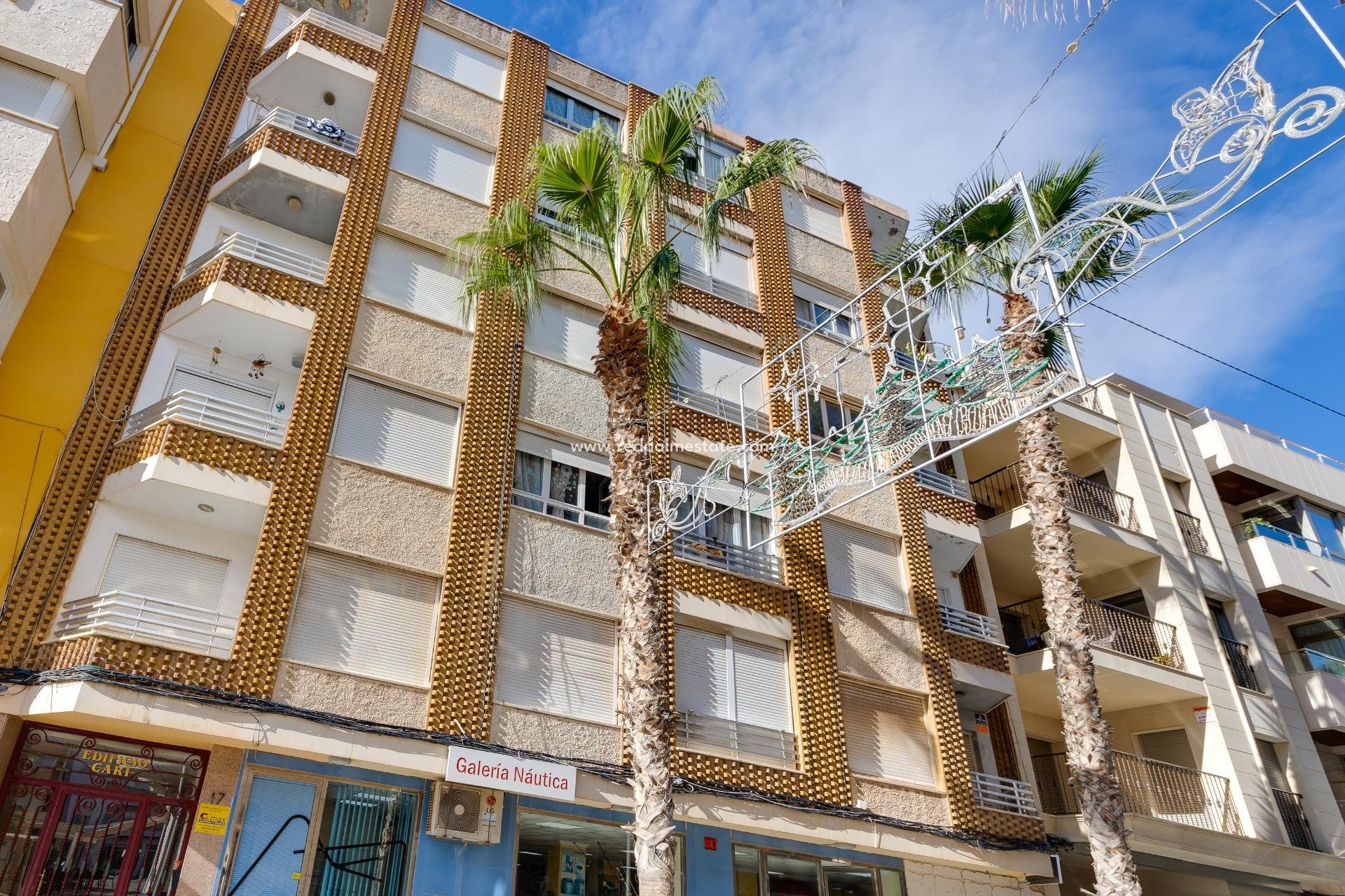 Revente - Appartement -
Torrevieja