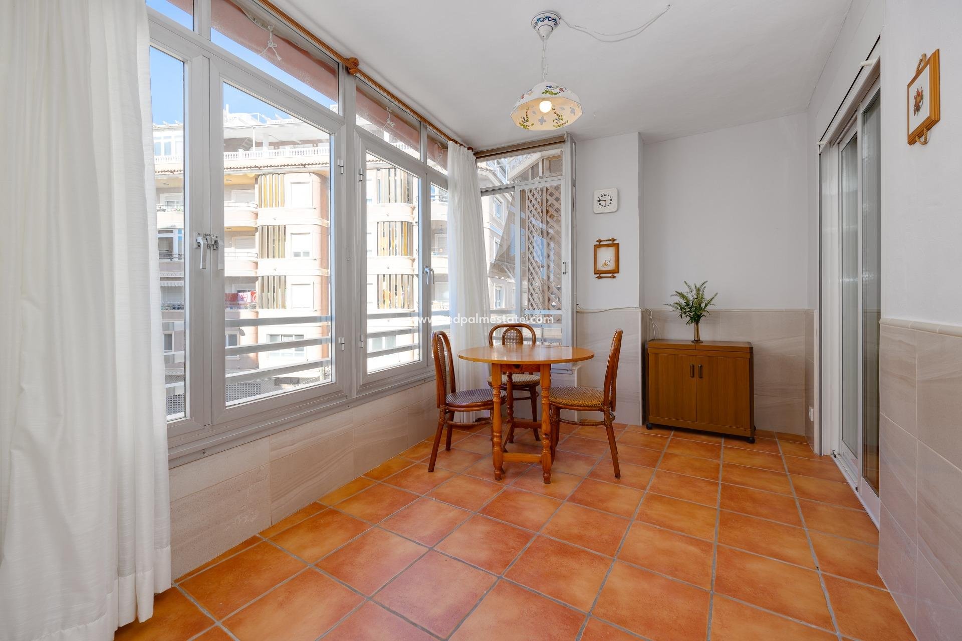 Revente - Appartement -
Torrevieja