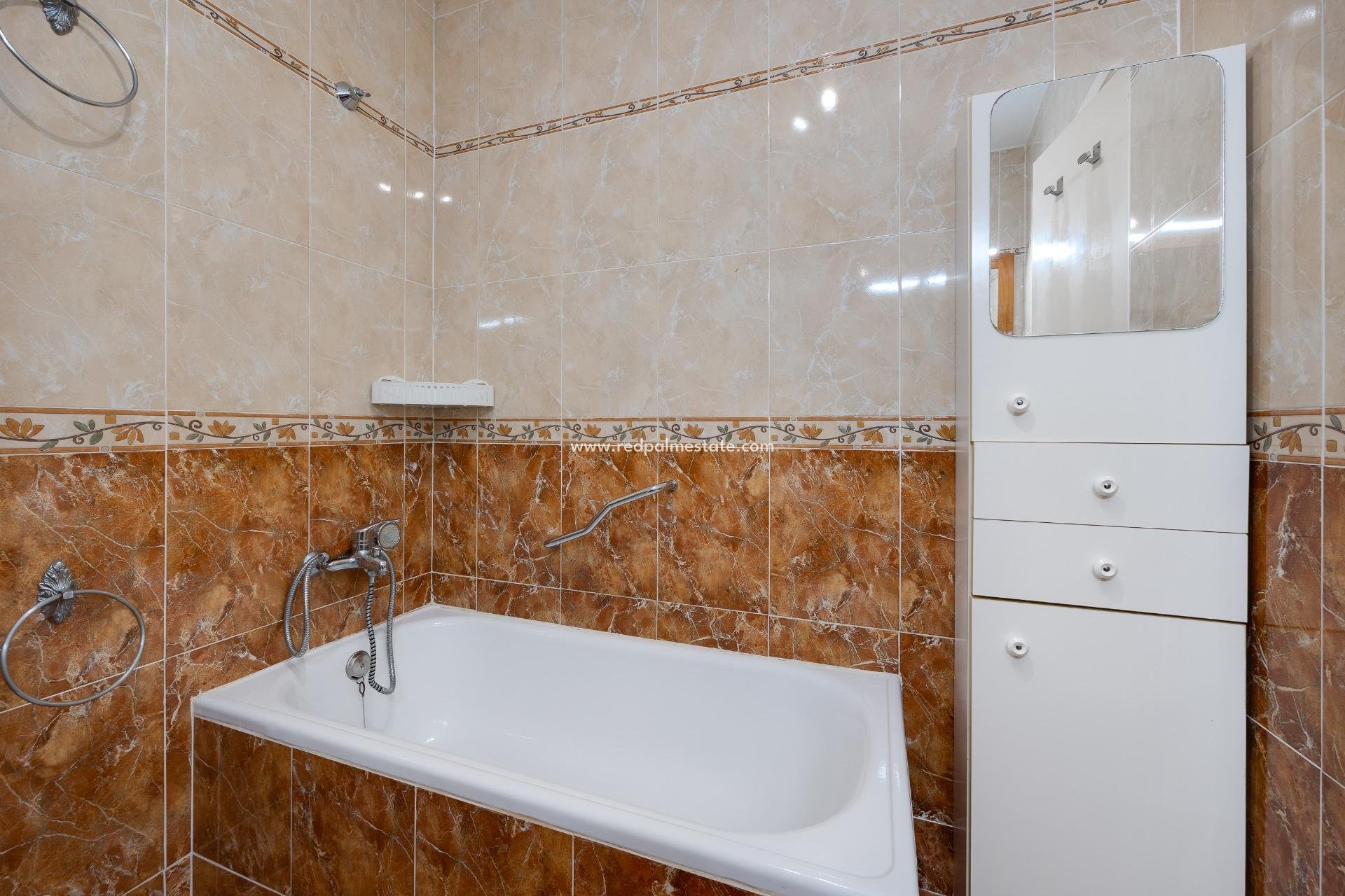 Revente - Appartement -
Torrevieja