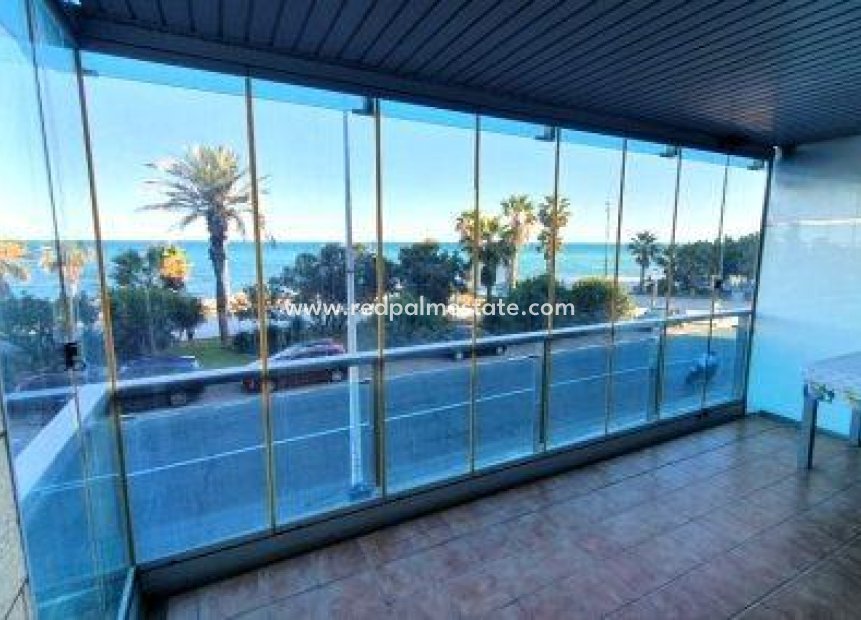 Revente - Appartement -
Torrevieja