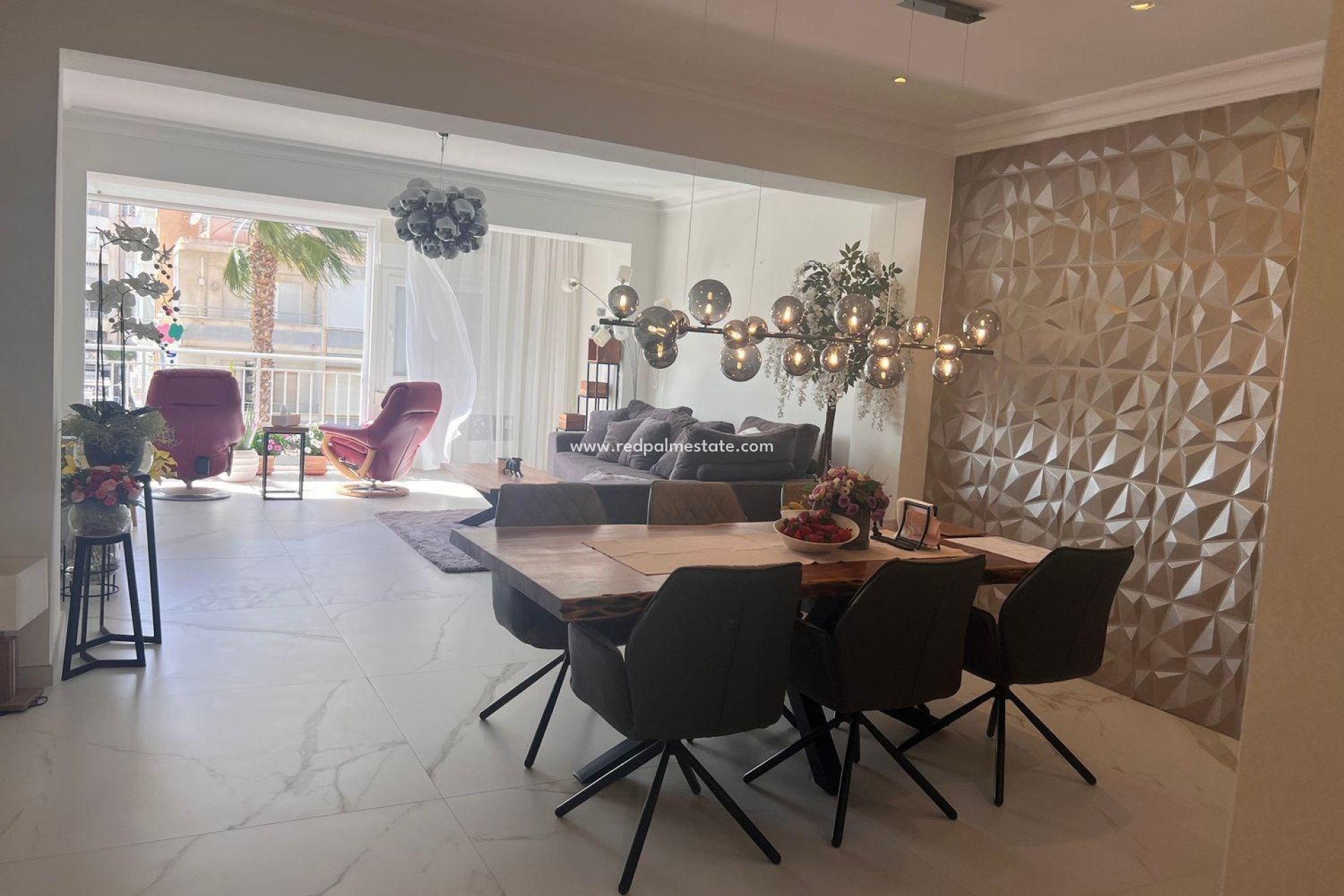 Revente - Appartement -
Torrevieja