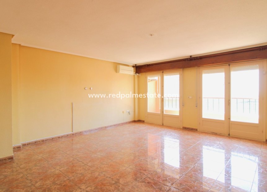 Revente - Appartement -
Torrevieja