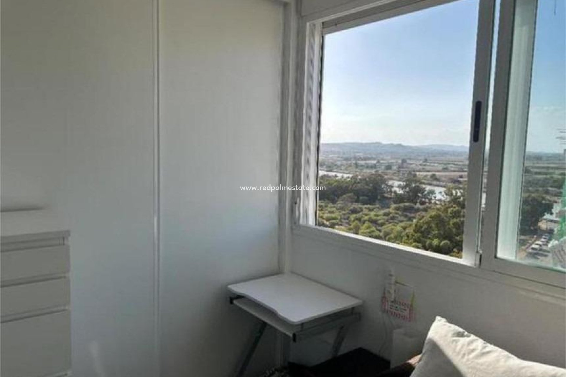 Revente - Appartement -
Torrevieja