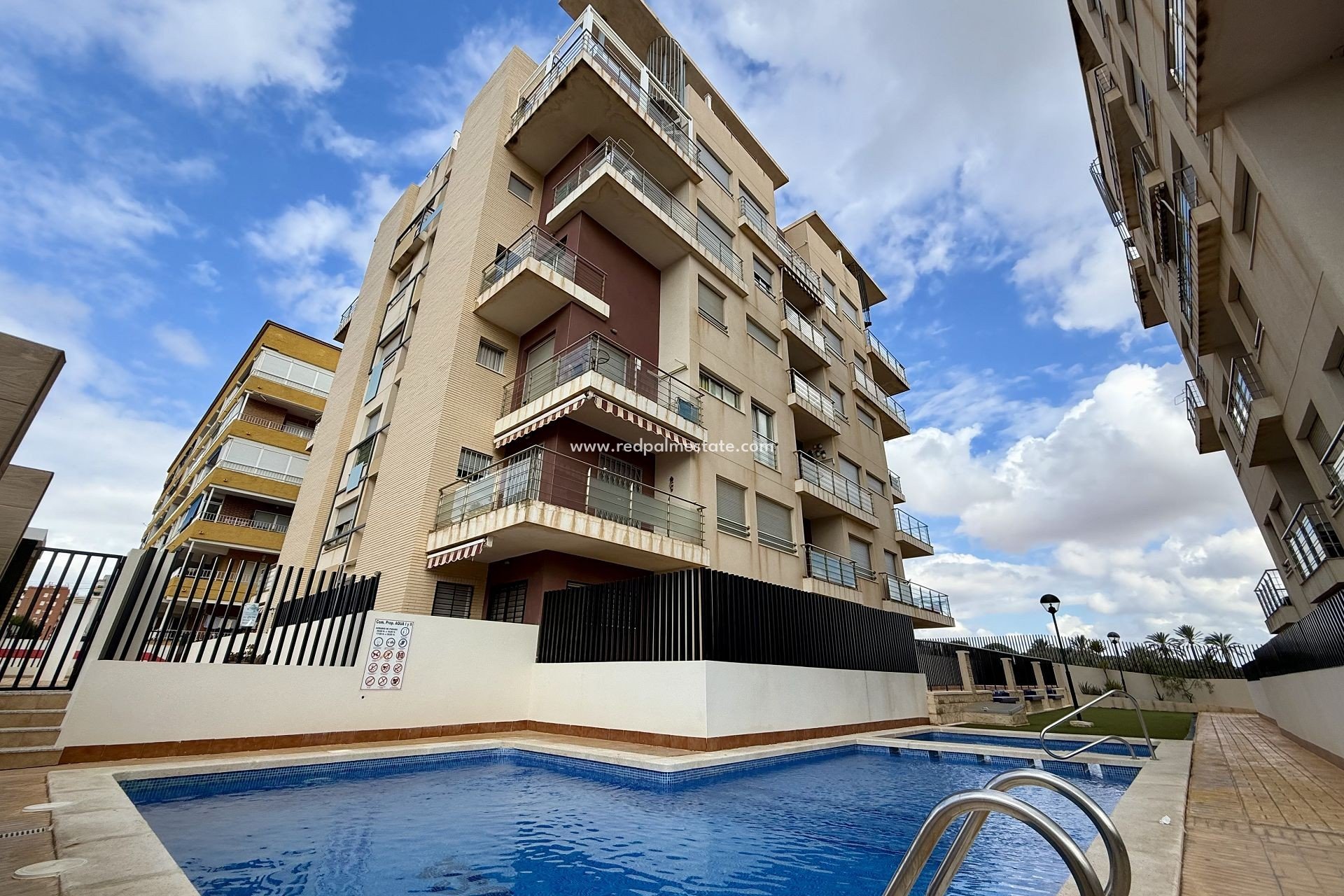 Revente - Appartement -
Torrevieja