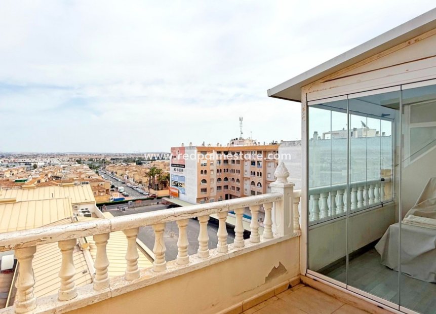 Revente - Appartement -
Torrevieja