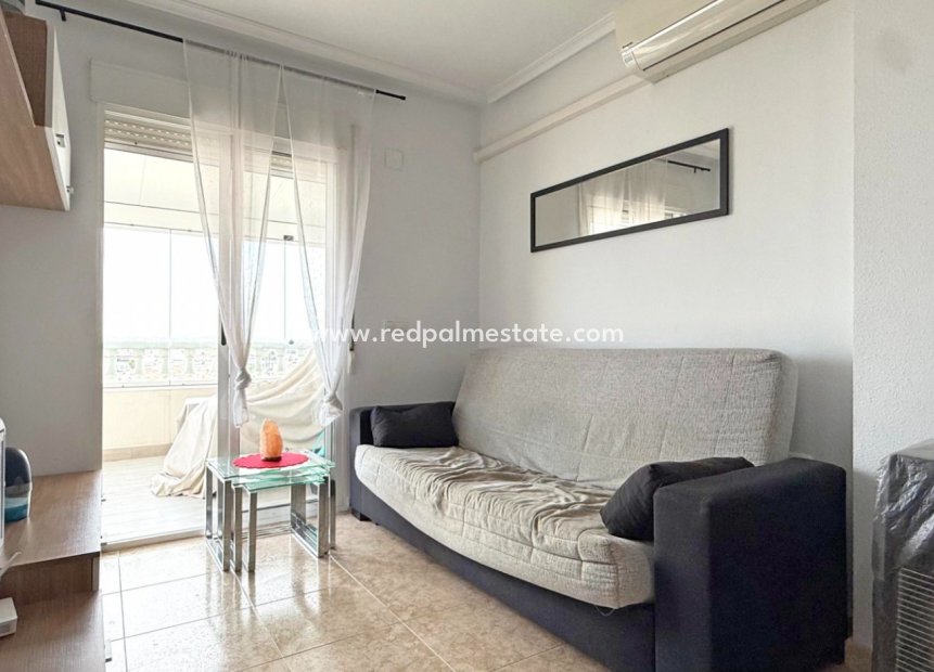 Revente - Appartement -
Torrevieja