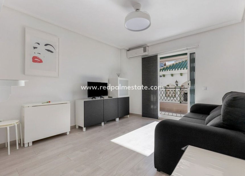 Revente - Appartement -
Torrevieja