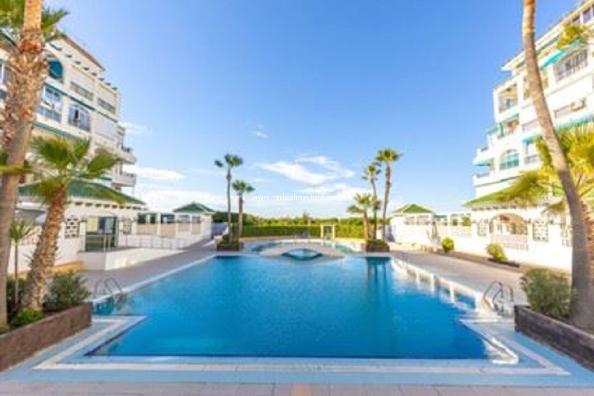 Revente - Appartement -
Torrevieja