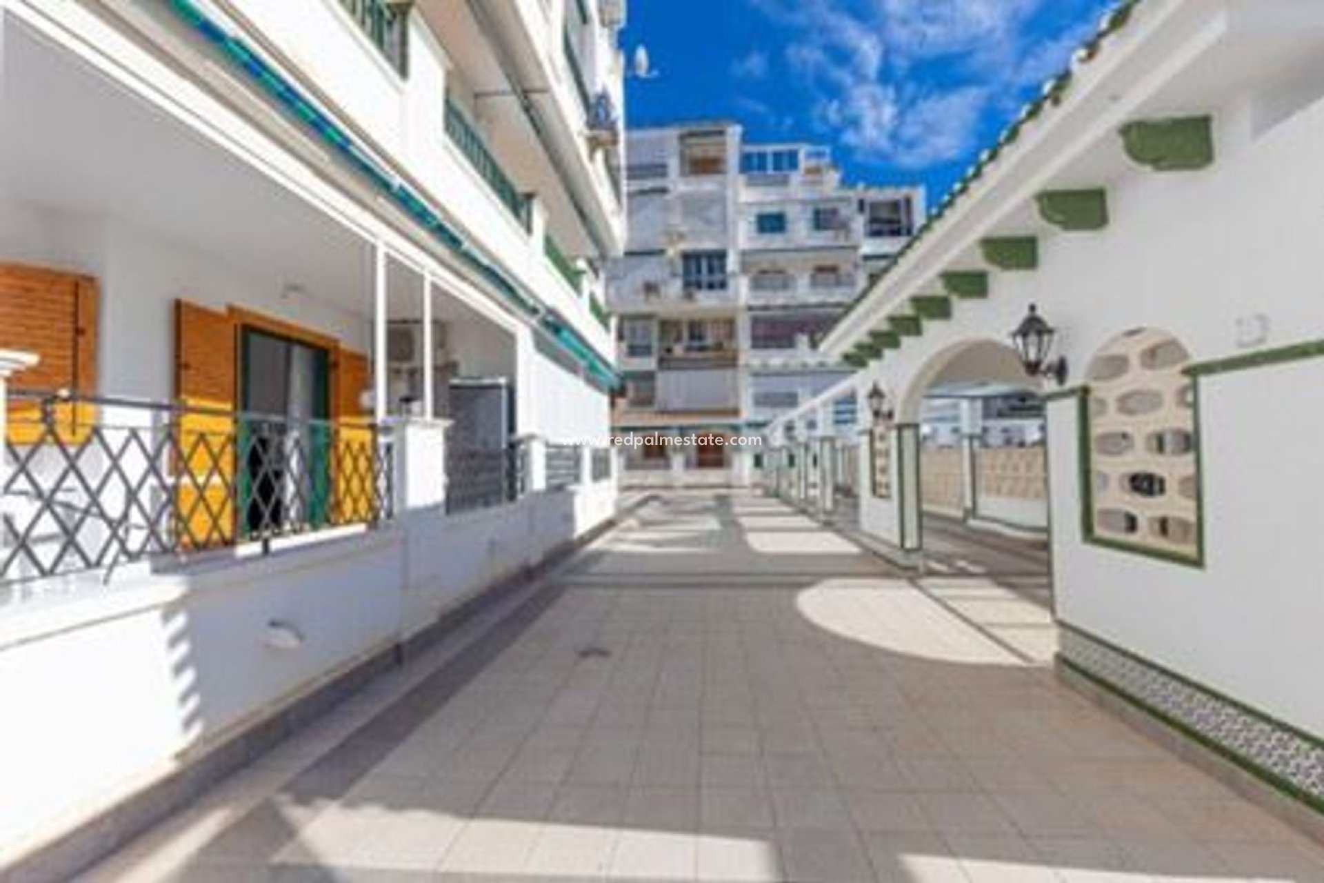 Revente - Appartement -
Torrevieja