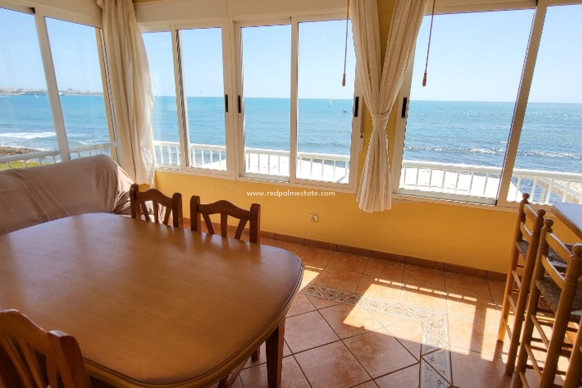 Revente - Appartement -
Torrevieja