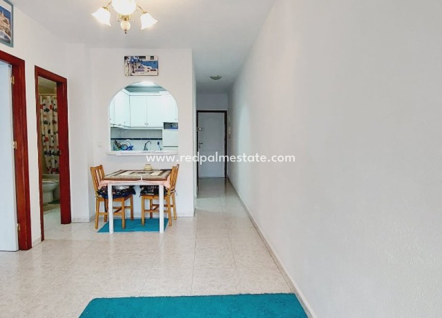 Revente - Appartement -
Torrevieja