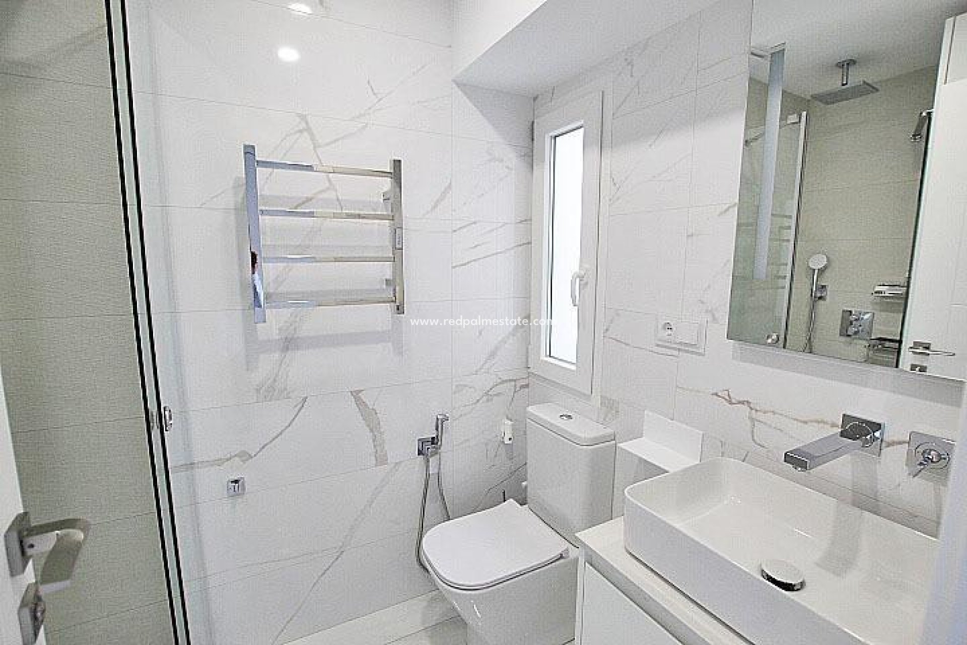 Revente - Appartement -
Torrevieja