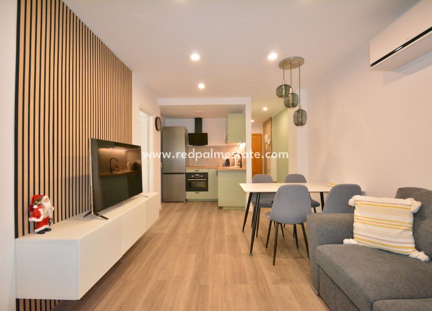 Revente - Appartement -
Torrevieja