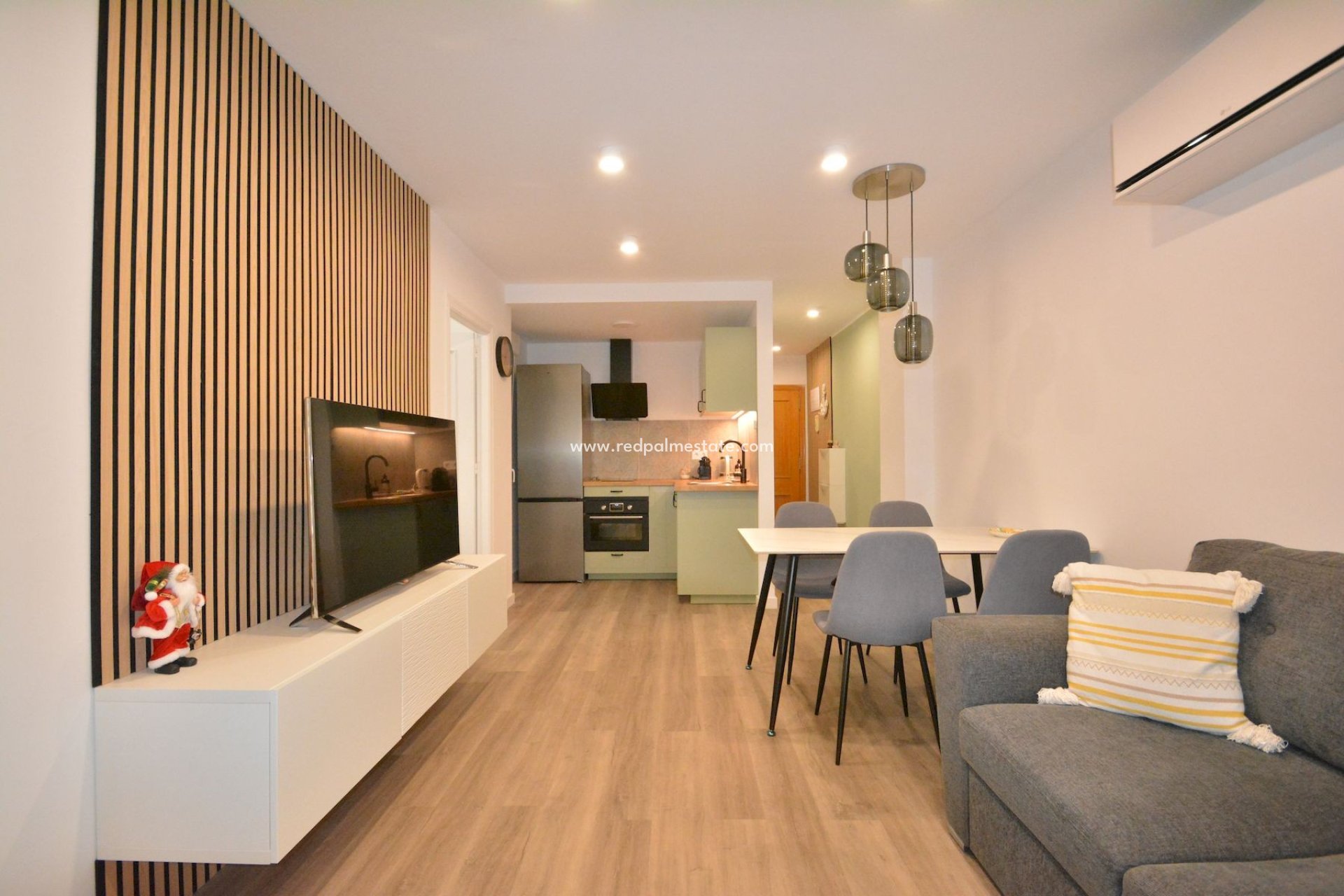 Revente - Appartement -
Torrevieja