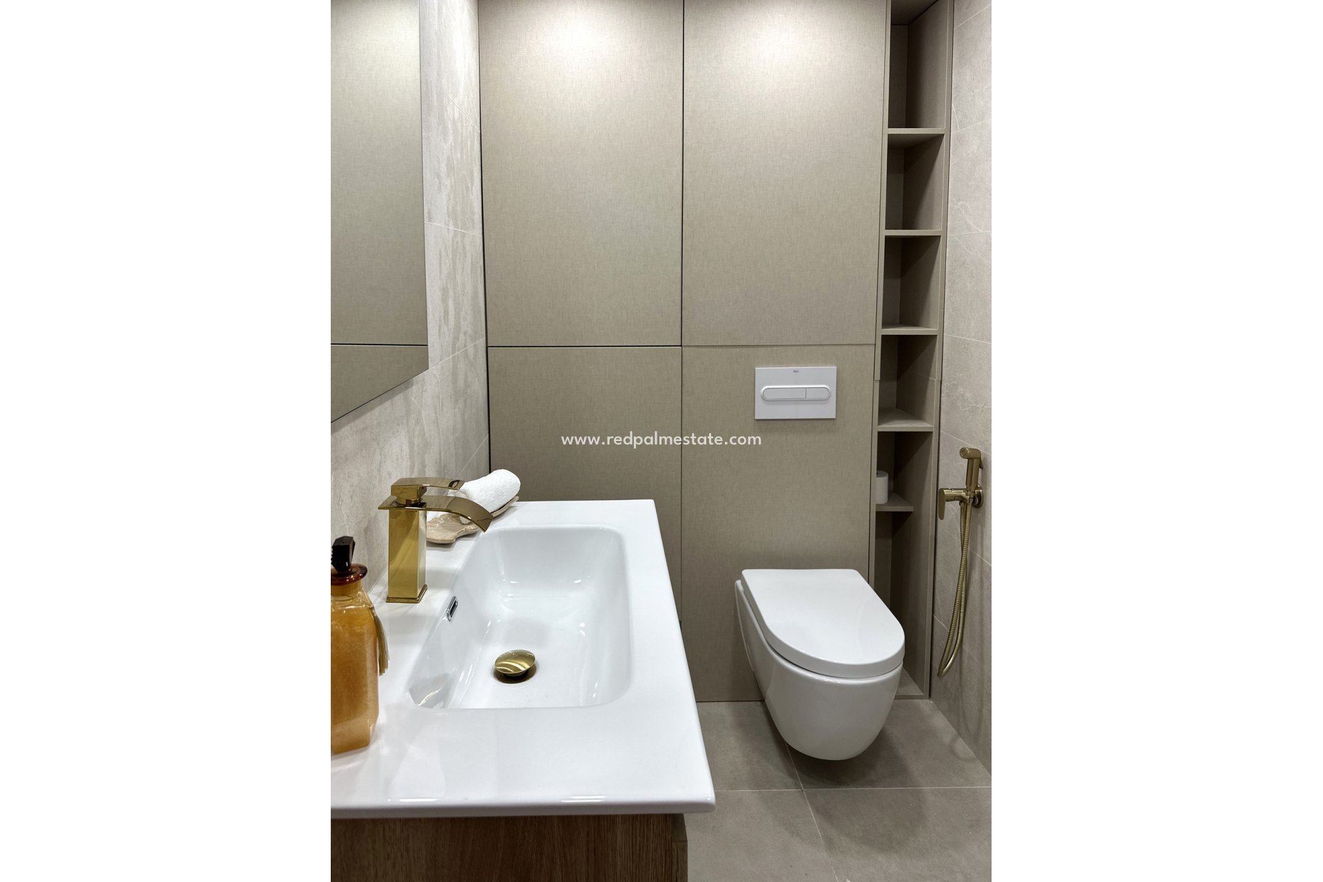 Revente - Appartement -
Torrevieja