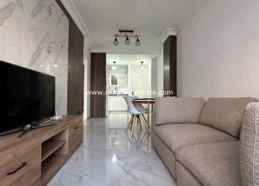 Revente - Appartement -
Torrevieja